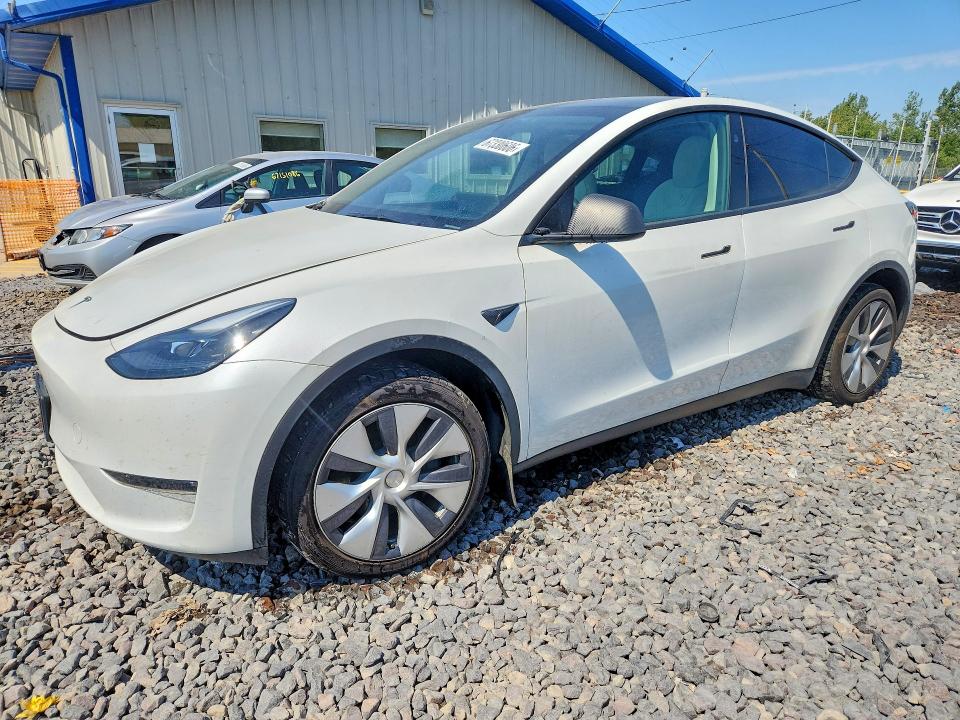 2024 Tesla Model Y მანქანა იყიდება აუქციონზე, vin: 7SAYGDEE7RA258332, აუქციონის ნომერი: 67330606