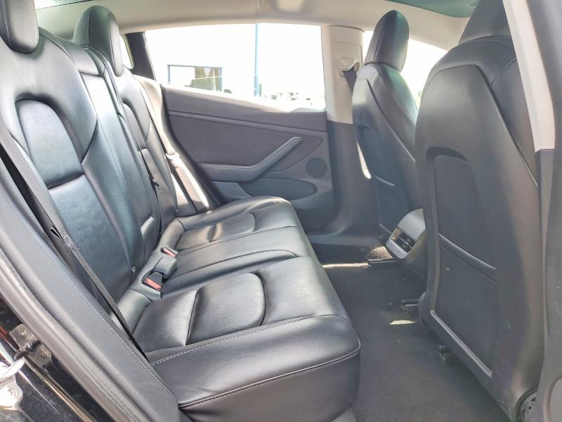 68674116 :رقم المزاد ، 5YJ3E1EA1NF188879 vin ، 2022 Tesla Model 3 مزاد بيع