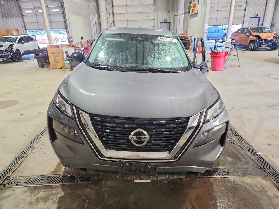 68147966 :رقم المزاد ، 5N1AT3AB7MC709702 vin ، 2021 Nissan Rogue مزاد بيع