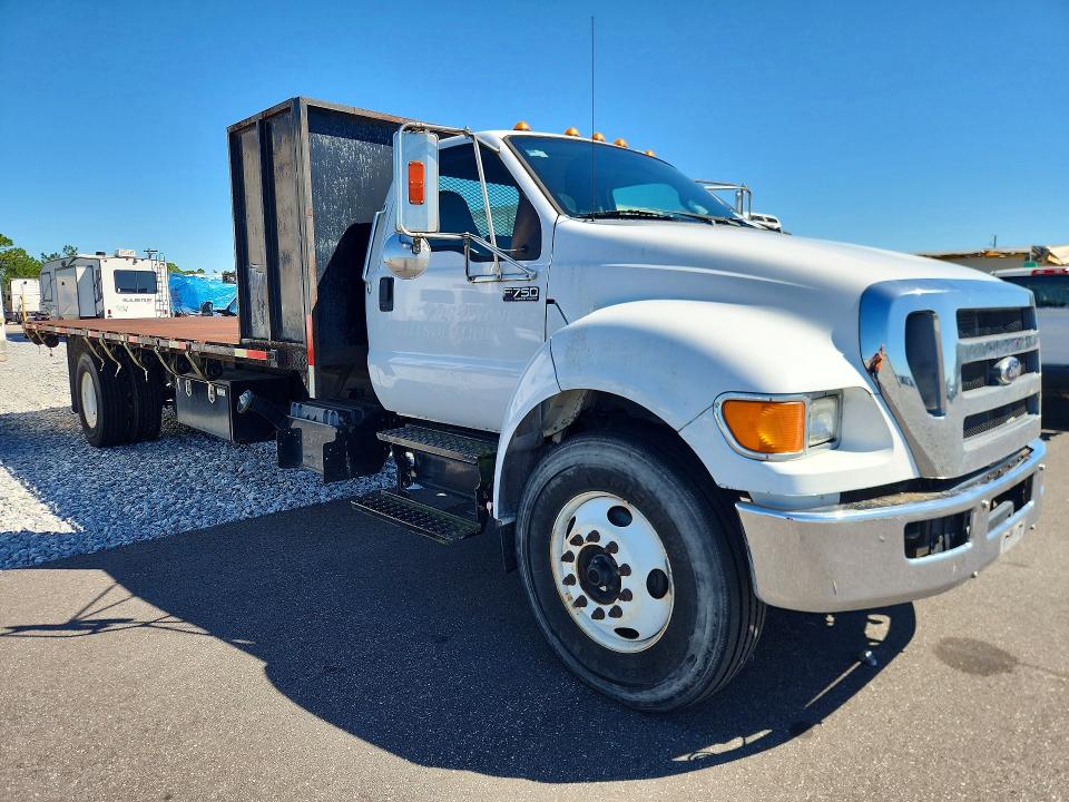 69784956 :رقم المزاد ، 3FRXF7FK3FV646540 vin ، 2015 Ford F750 مزاد بيع