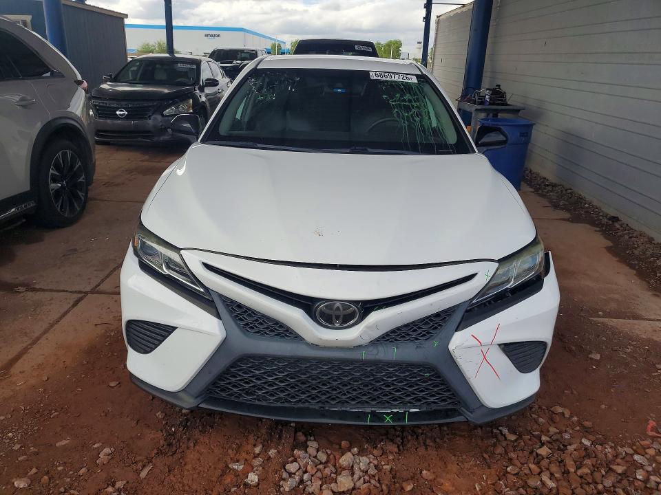 2019 Toyota Camry მანქანა იყიდება აუქციონზე, vin: 4T1B11HK7KU278967, აუქციონის ნომერი: 68697726