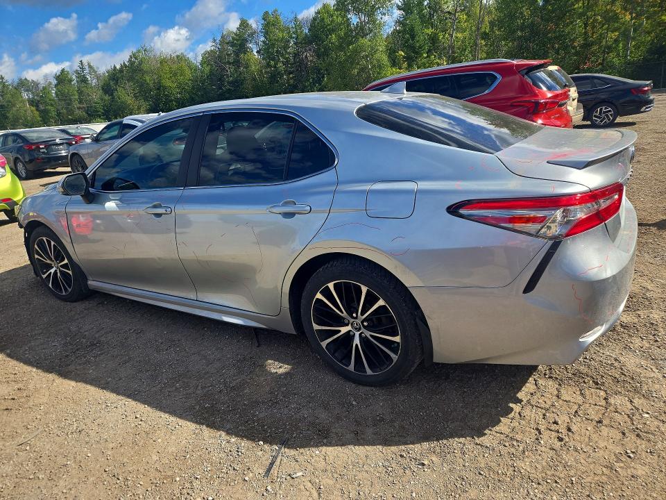 Продажа на аукционе авто 2018 Toyota Camry, vin: 4T1B21HK6JU008835, номер лота: 68229306