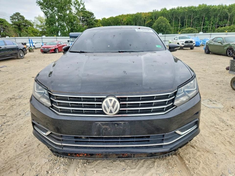 Продаж на аукціоні авто 2016 Volkswagen Passat, vin: 1VWBT7A37GC036517, номер лоту: 69784436