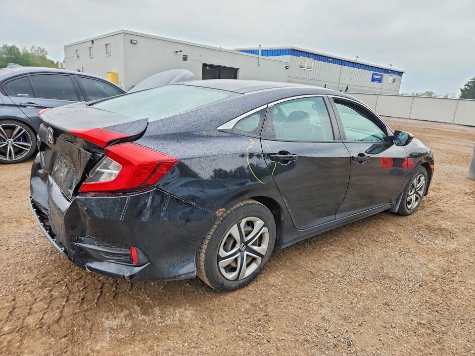 67364996 :رقم المزاد ، 2HGFC2F50HH014831 vin ، 2017 Honda Civic مزاد بيع