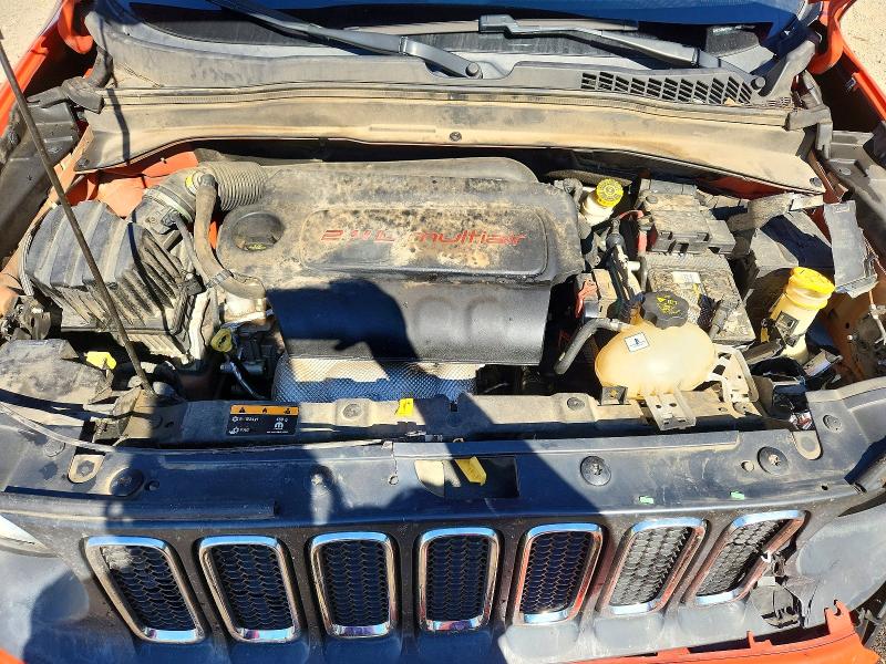 2017 Jeep Renegade მანქანა იყიდება აუქციონზე, vin: ZACCJAAB7HPF98187, აუქციონის ნომერი: 70418486