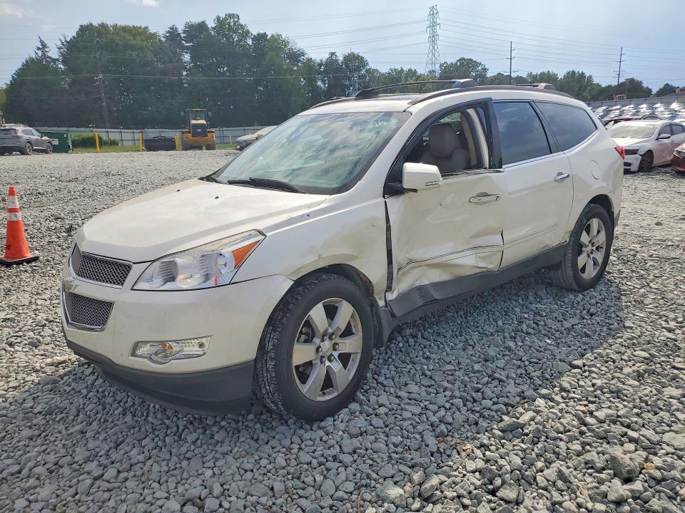 69817146 :رقم المزاد ، 1GNKRLED7CJ104289 vin ، 2012 Chevrolet Traverse مزاد بيع