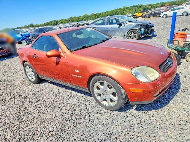 1999 Mercedes-benz Slk მანქანა იყიდება აუქციონზე, vin: WDBKK47F4XF114321, აუქციონის ნომერი: 67396896
