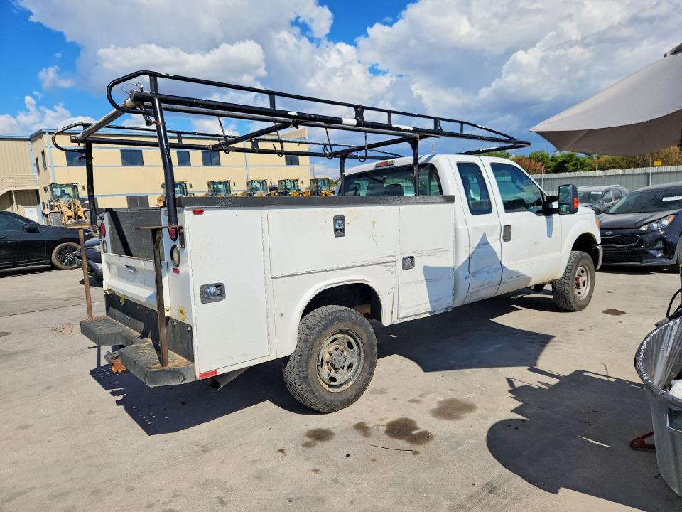 66707156 :رقم المزاد ، 1FT7X2B67FEC11246 vin ، 2015 Ford F250 مزاد بيع