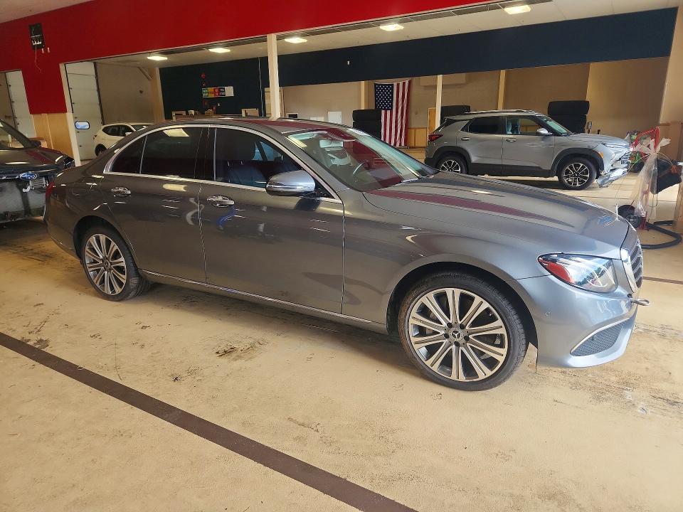 Продажа на аукционе авто 2018 Mercedes-benz E, vin: WDDZF6GB2JA425205, номер лота: 68395056