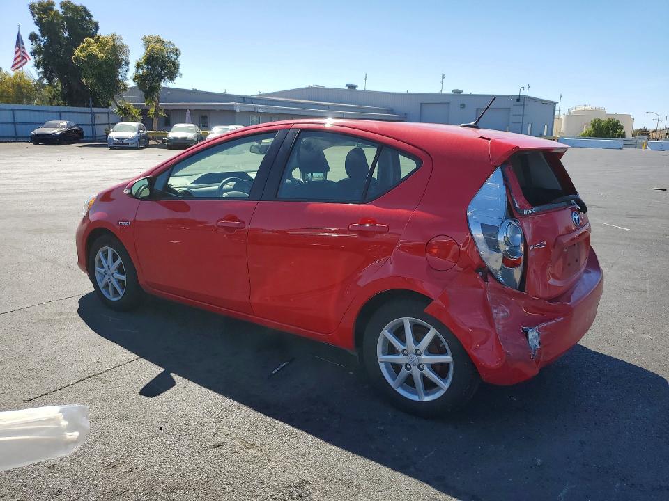 69978326 :رقم المزاد ، JTDKDTB37E1075401 vin ، 2014 Toyota Prius C مزاد بيع