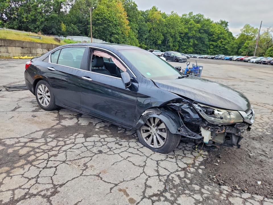 Продажа на аукционе авто 2015 Honda Accord, vin: 1HGCR2F80FA073949, номер лота: 69083086