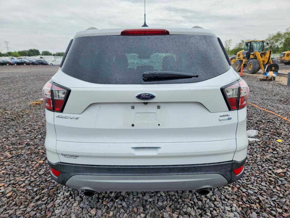 67725126 :رقم المزاد ، 1FMCU9HD1JUB79085 vin ، 2018 Ford Escape مزاد بيع