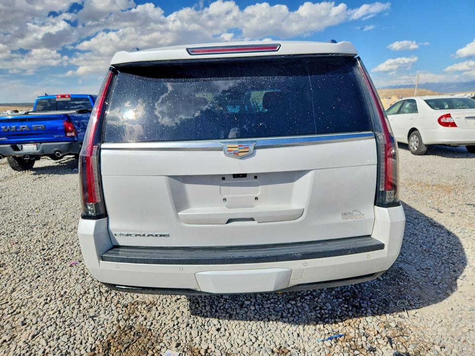 Продажа на аукционе авто 2017 Cadillac Escalade, vin: 1GYS4BKJ6HR217892, номер лота: 68986716