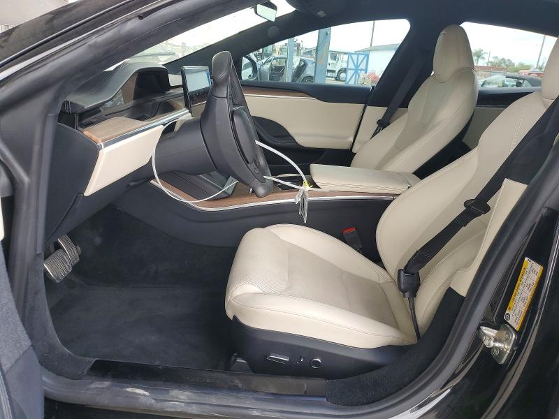 69187886 :رقم المزاد ، 5YJSA1E55MF436284 vin ، 2021 Tesla Model S مزاد بيع