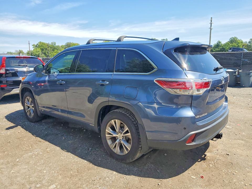 67085006 :رقم المزاد ، 5TDJKRFH2FS214655 vin ، 2015 Toyota Highlander مزاد بيع