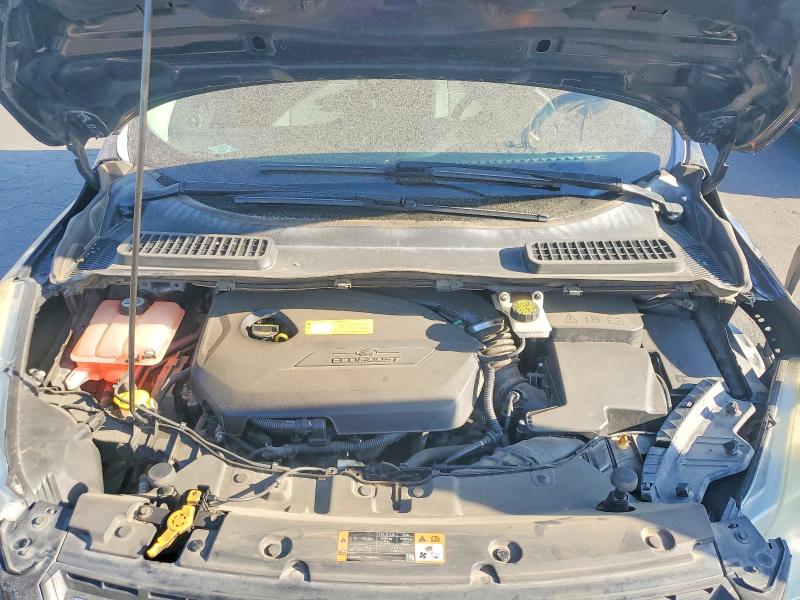 2015 Ford Escape მანქანა იყიდება აუქციონზე, vin: 1FMCU0GX7FUC27042, აუქციონის ნომერი: 67697906