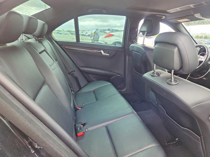 70529186 :رقم المزاد ، WDDGF4HB3DR289148 vin ، 2013 Mercedes-benz C مزاد بيع