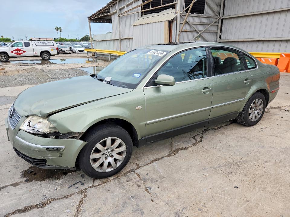 2001 Volkswagen Passat მანქანა იყიდება აუქციონზე, vin: WVWPD63B01P102412, აუქციონის ნომერი: 69624896