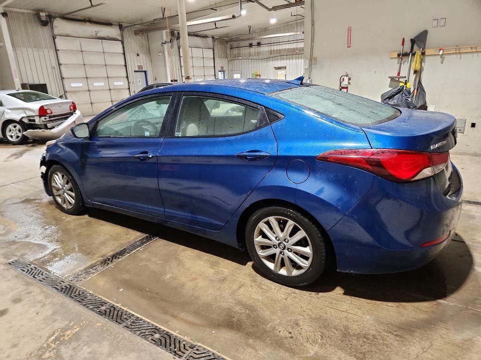 70668946 :رقم المزاد ، KMHDH4AE3FU251524 vin ، 2015 Hyundai Elantra مزاد بيع