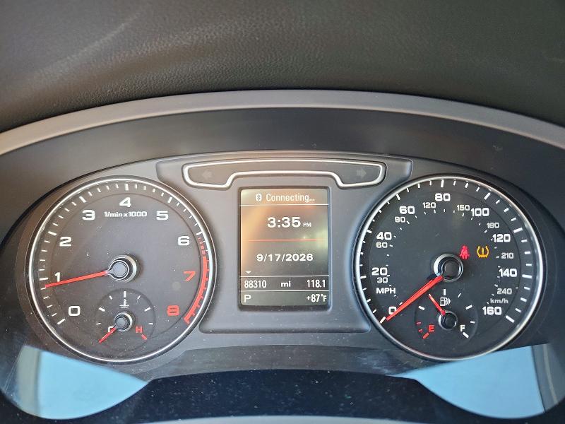 2015 Audi Q3 მანქანა იყიდება აუქციონზე, vin: WA1GFCFS1FR002359, აუქციონის ნომერი: 68855406
