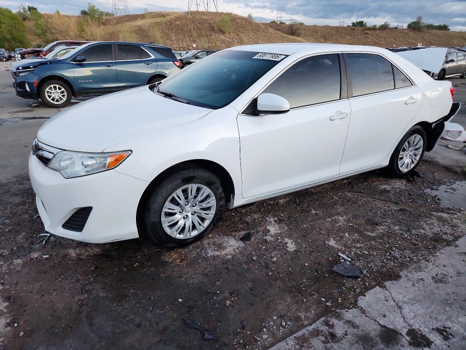 2014 Toyota Camry მანქანა იყიდება აუქციონზე, vin: 4T1BF1FK8EU419974, აუქციონის ნომერი: 68877906