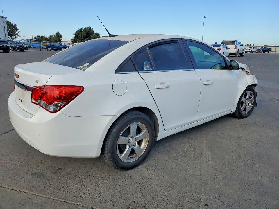 68349546 :رقم المزاد ، 1G1PF5S9XB7106853 vin ، 2011 Chevrolet Cruze مزاد بيع