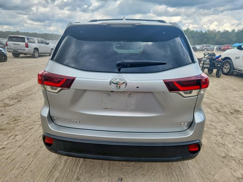 67844746 :رقم المزاد ، 5TDKZRFH3KS340226 vin ، 2019 Toyota Highlander مزاد بيع