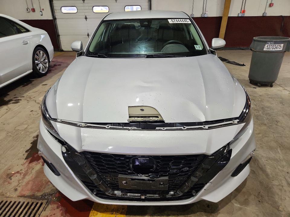 Продаж на аукціоні авто 2022 Nissan Altima, vin: 1N4BL4BV7NN413047, номер лоту: 67444446