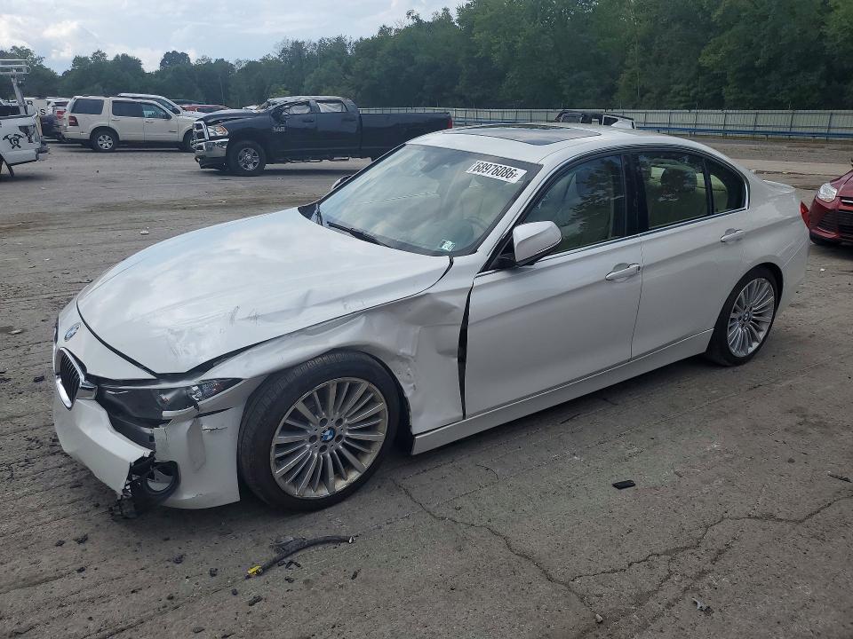 2013 Bmw 328 მანქანა იყიდება აუქციონზე, vin: WBA3B5G56DNS03454, აუქციონის ნომერი: 68976086
