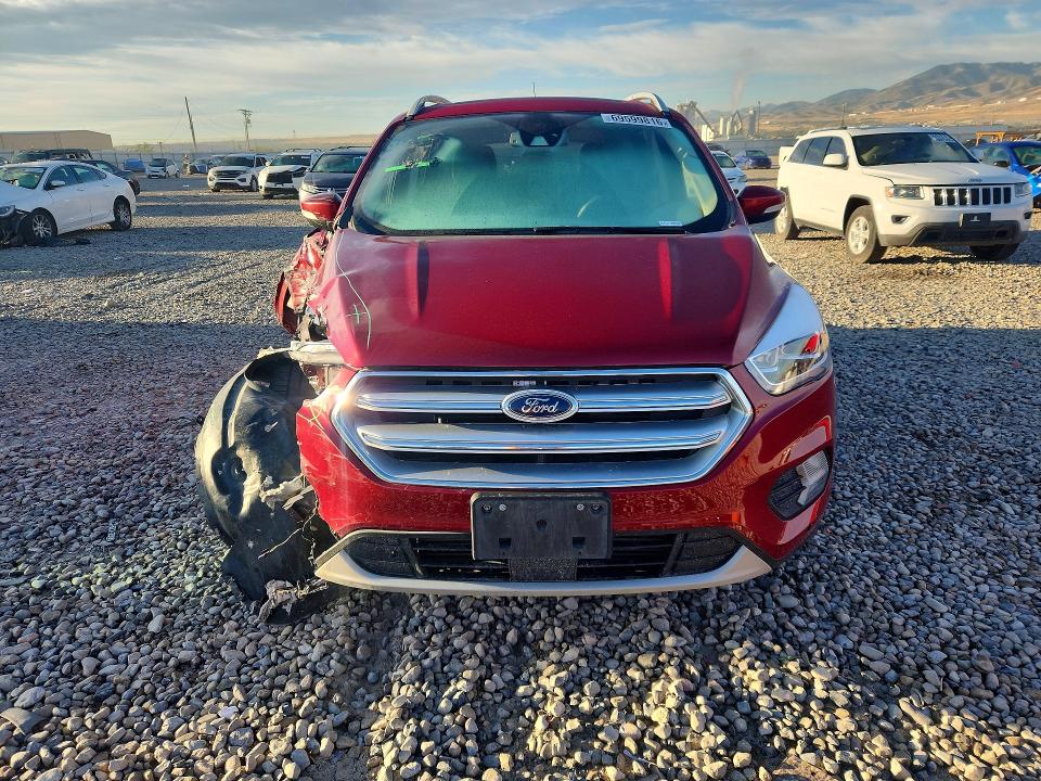 2019 Ford Escape მანქანა იყიდება აუქციონზე, vin: 1FMCU9J90KUB27356, აუქციონის ნომერი: 69599816