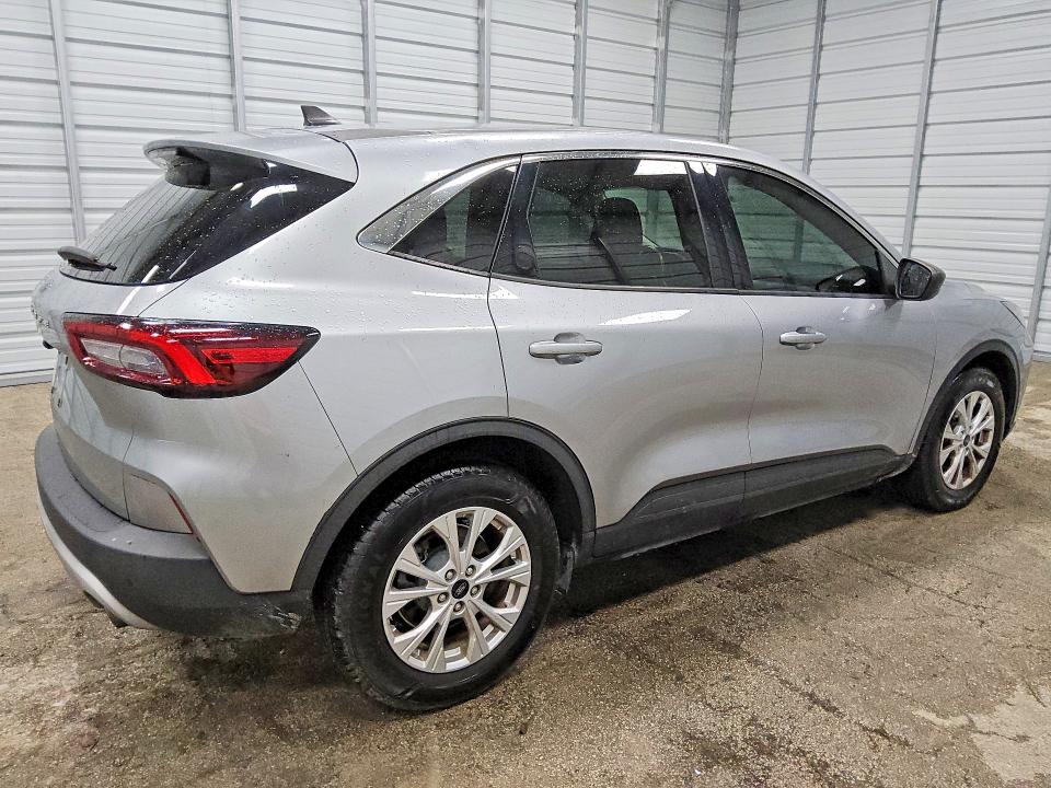 70085196 :رقم المزاد ، 1FMCU0GN0PUA20590 vin ، 2023 Ford Escape مزاد بيع