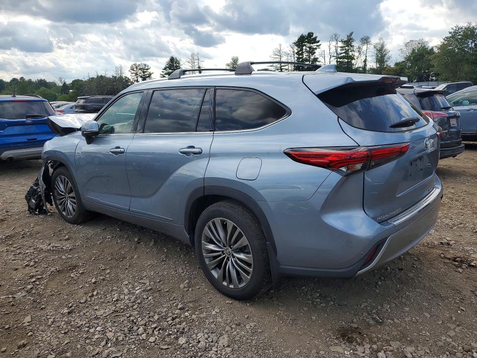 Продажа на аукционе авто 2020 Toyota Highlander, vin: 5TDFZRBH6LS013439, номер лота: 68151936