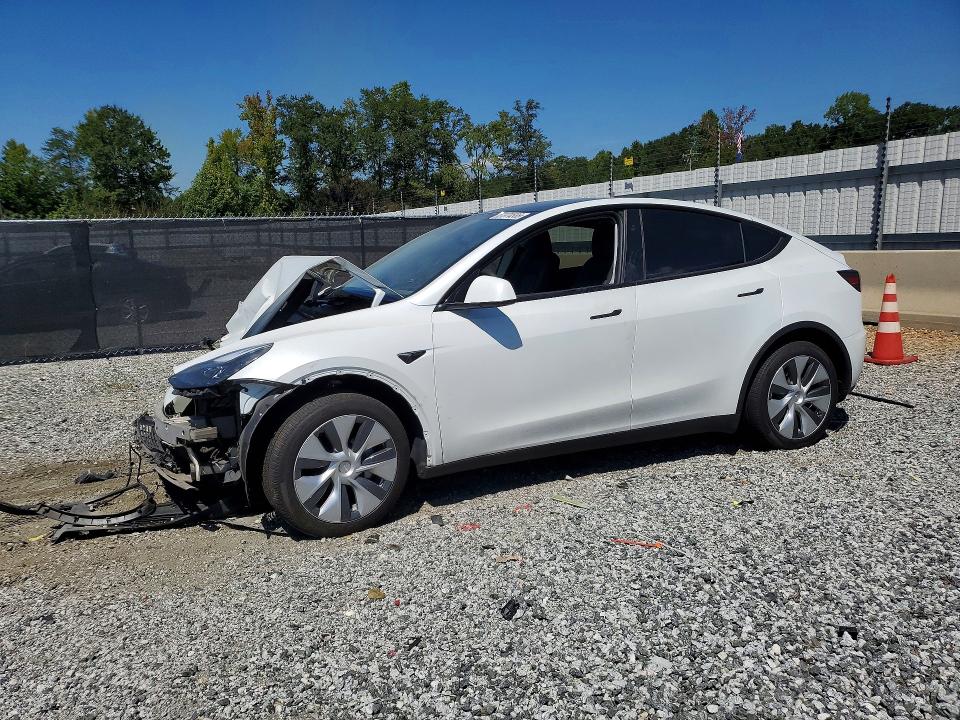 67974686 :رقم المزاد ، 7SAYGDEE2PA190678 vin ، 2023 Tesla Model Y مزاد بيع