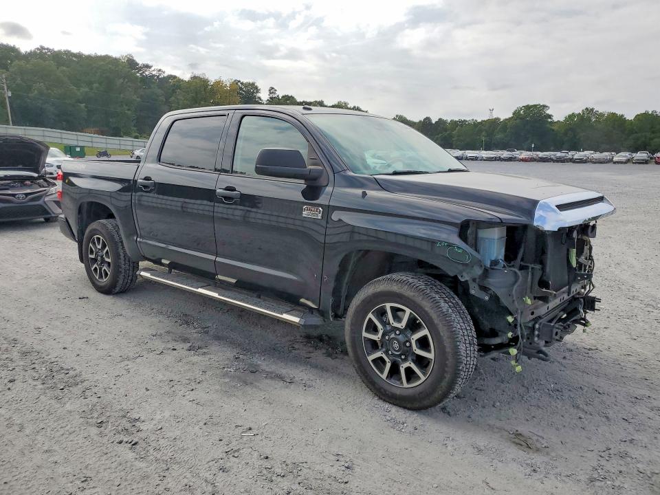68480696 :رقم المزاد ، 5TFAY5F1XKX856555 vin ، 2019 Toyota Tundra مزاد بيع