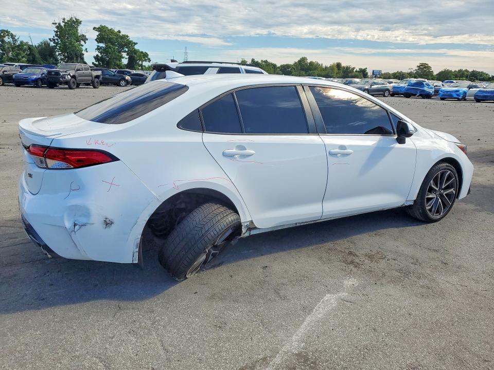 67781196 :رقم المزاد ، 5YFS4RCE3LP057554 vin ، 2020 Toyota Corolla مزاد بيع