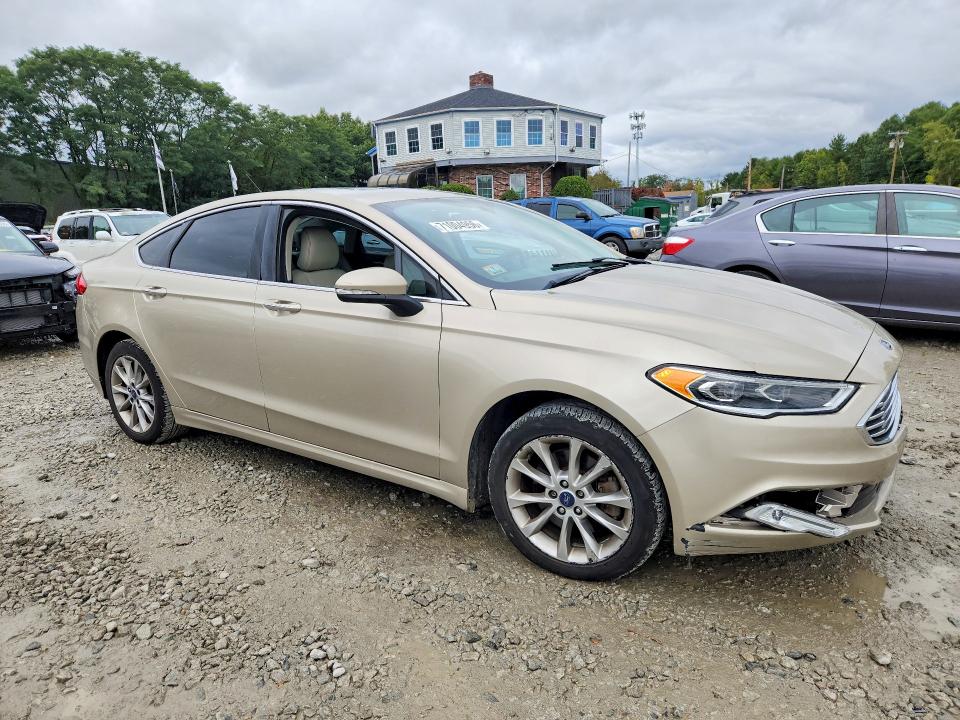 2017 Ford Fusion მანქანა იყიდება აუქციონზე, vin: 3FA6P0SU0HR268814, აუქციონის ნომერი: 71004956