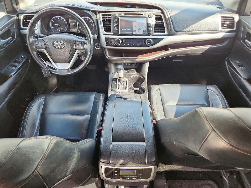 69635796 :رقم المزاد ، 5TDKZRFH2HS518801 vin ، 2017 Toyota Highlander مزاد بيع