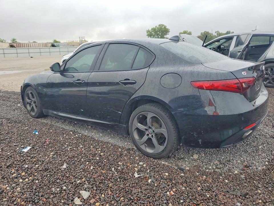 2018 Alfa Romeo Giulia მანქანა იყიდება აუქციონზე, vin: ZARFAEDN3J7564511, აუქციონის ნომერი: 69699756