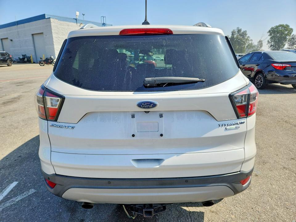 Продаж на аукціоні авто 2018 Ford Escape, vin: 1FMCU9J9XJUA24668, номер лоту: 67753406