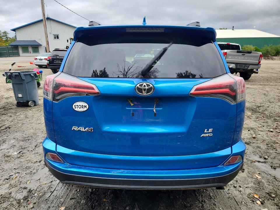 71112006 :رقم المزاد ، 2T3BFREV9GW409748 vin ، 2016 Toyota Rav4 مزاد بيع