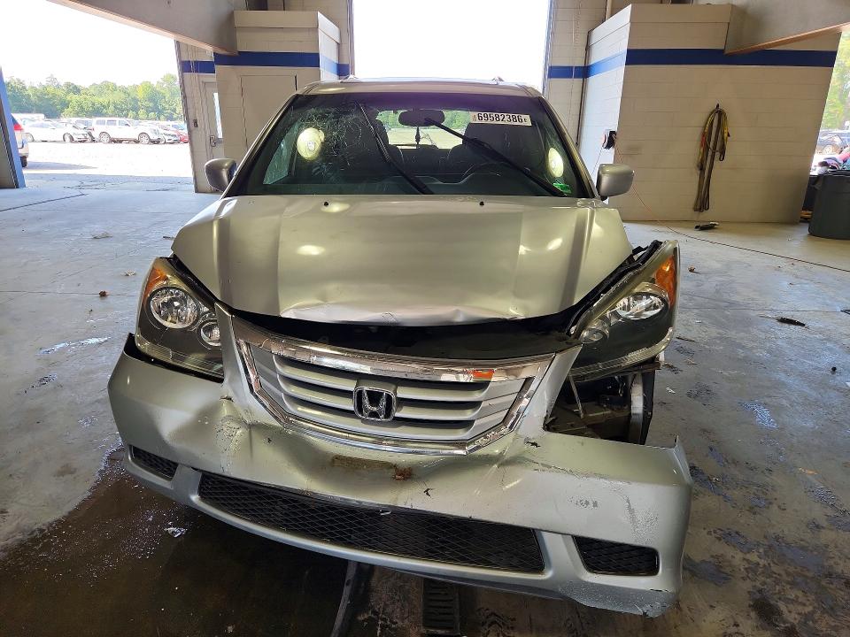 69582386 :رقم المزاد ، 5FNRL3H7XAB009714 vin ، 2010 Honda Odyssey مزاد بيع