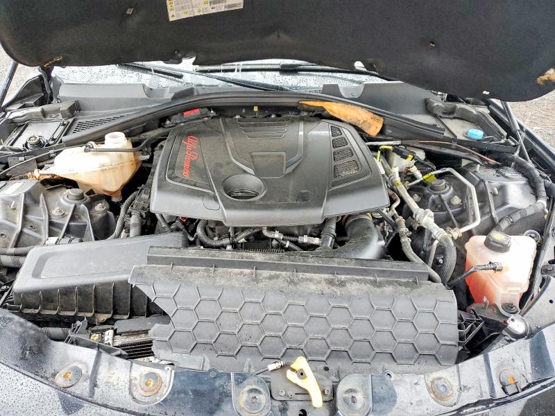 67094426 :رقم المزاد ، ZARFAEEN3J7597622 vin ، 2018 Alfa Romeo Giulia مزاد بيع