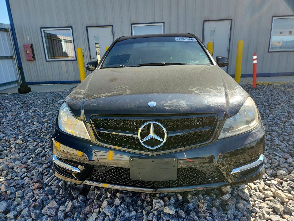 2012 Mercedes-benz C მანქანა იყიდება აუქციონზე, vin: WDDGF8BB1CR209036, აუქციონის ნომერი: 68042346