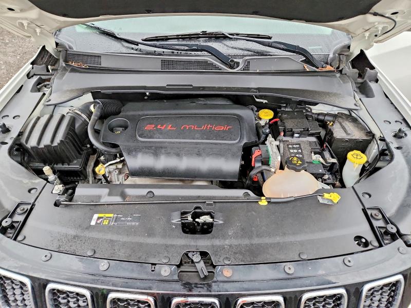 67380296 :رقم المزاد ، 3C4NJDCB9JT470930 vin ، 2018 Jeep Compass مزاد بيع