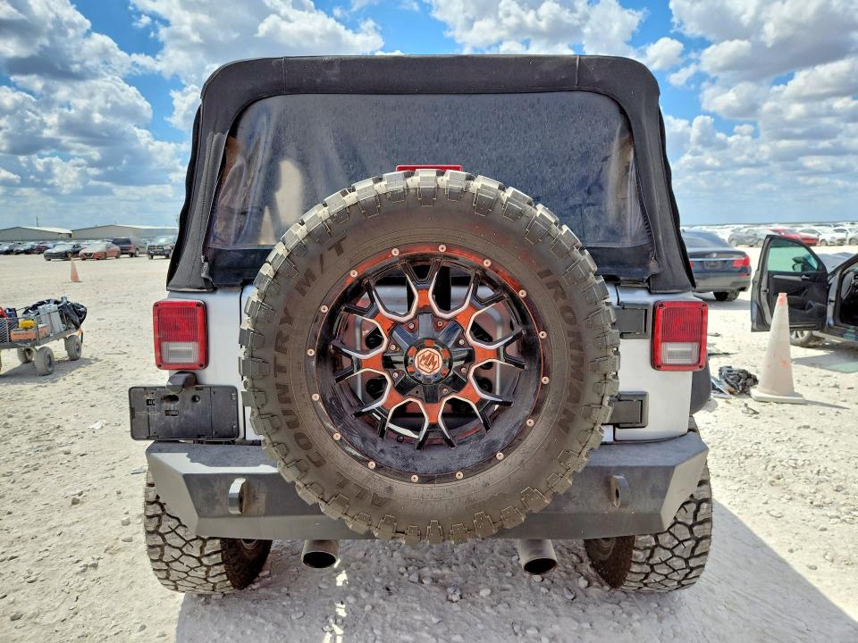 66900246 :رقم المزاد ، 1C4BJWDG0GL174255 vin ، 2016 Jeep Wrangler Unlimited مزاد بيع