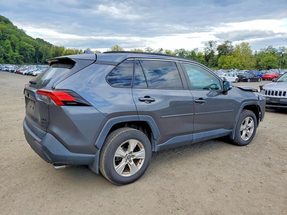Auction sale of the 2020 Toyota Rav4, vin: 2T3P1RFV9LC077907, lot number: 70015756