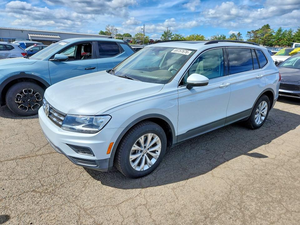 69757676 :رقم المزاد ، 3VV2B7AX1KM029676 vin ، 2019 Volkswagen Tiguan مزاد بيع