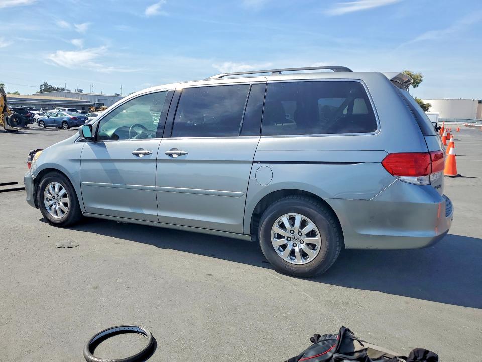70373136 :رقم المزاد ، 5FNRL3H45AB079756 vin ، 2010 Honda Odyssey مزاد بيع