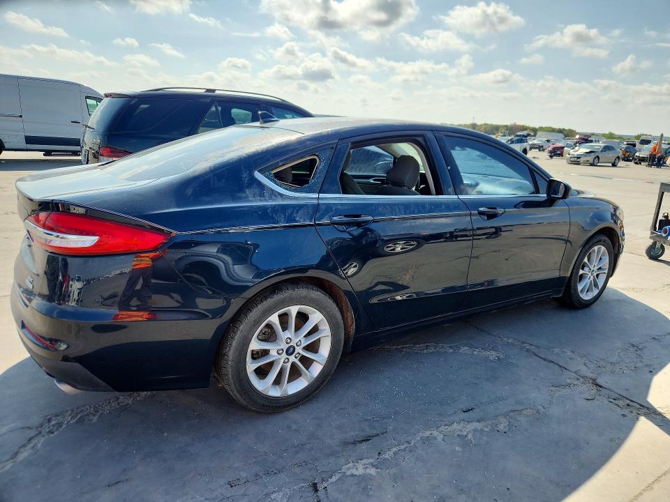 Продажа на аукционе авто 2020 Ford Fusion, vin: 3FA6P0HD3LR261405, номер лота: 67814986