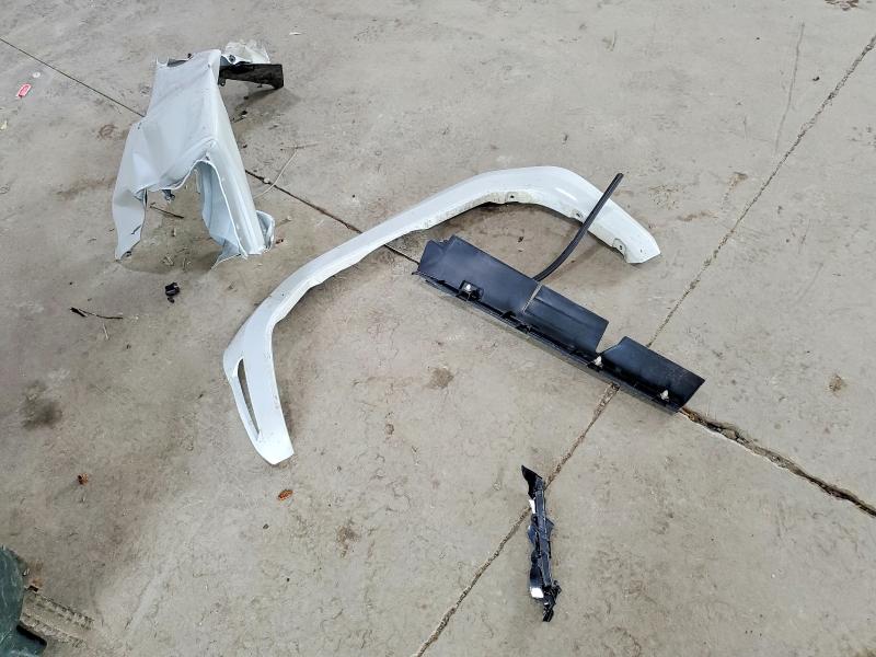 68398816 :رقم المزاد ، 3TYLB5JN9RT057956 vin ، 2024 Toyota Tacoma مزاد بيع